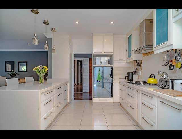 3 BEDROOM FREEHOLD SOLD IN WESTVILLE